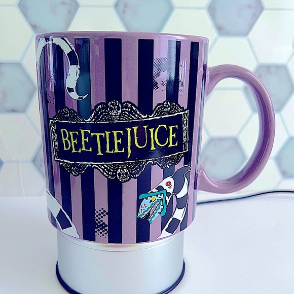 BeetleJuice Sandworm Mug - Picture 3 of 4